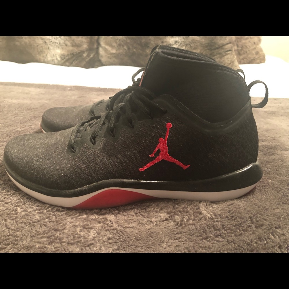Men’s AIR JORDAN TRAINER Basketball Shoes